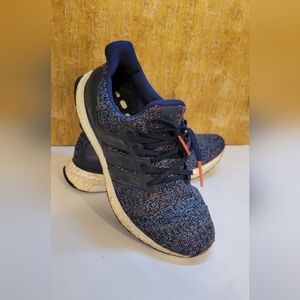 Adidas UltraBoost 4.0